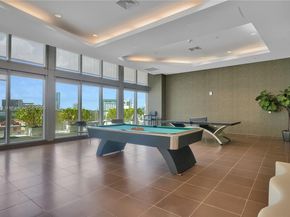 1111 SW 1st Ave 2823N, Miami FL 33130