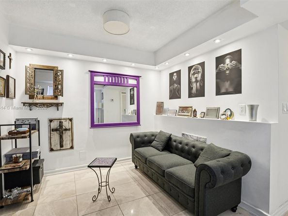 4011 N Meridian Ave 21, Miami Beach FL 33140