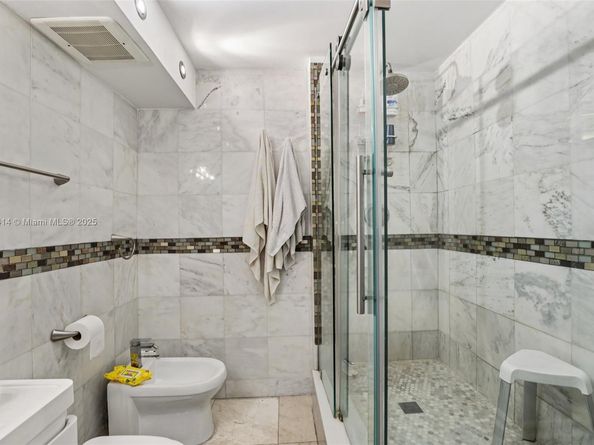 4011 N Meridian Ave 21, Miami Beach FL 33140