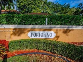 11459 Lakeview Dr 7A, Coral Springs FL 33071