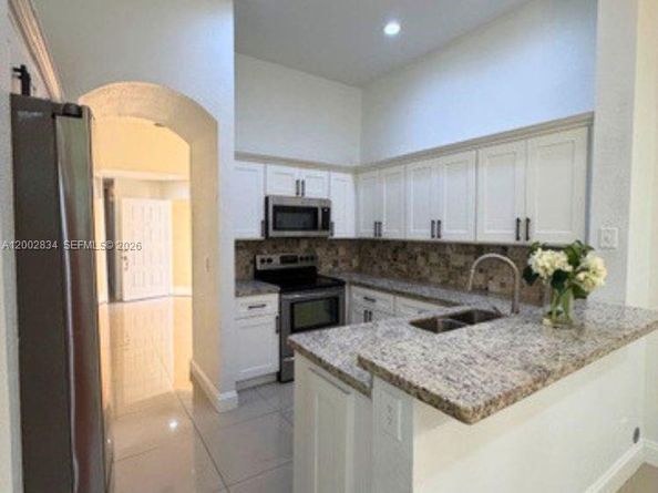 11459 Lakeview Dr 7A, Coral Springs FL 33071