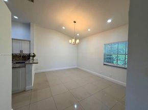 11459 Lakeview Dr 7A, Coral Springs FL 33071