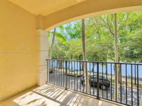2891 S Greenleaf Cir, Boynton Beach FL 33426