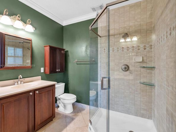 2891 S Greenleaf Cir, Boynton Beach FL 33426