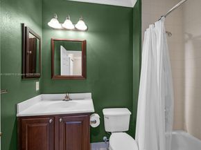 2891 S Greenleaf Cir, Boynton Beach FL 33426