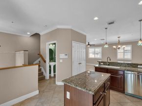 2891 S Greenleaf Cir, Boynton Beach FL 33426