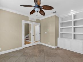 2891 S Greenleaf Cir, Boynton Beach FL 33426