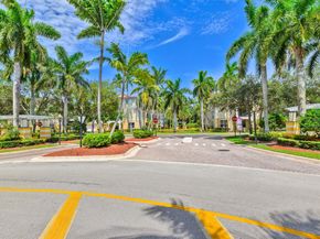 2891 S Greenleaf Cir, Boynton Beach FL 33426