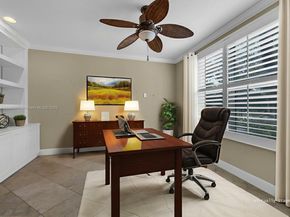 2891 S Greenleaf Cir, Boynton Beach FL 33426