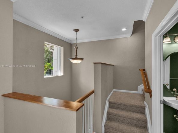 2891 S Greenleaf Cir, Boynton Beach FL 33426