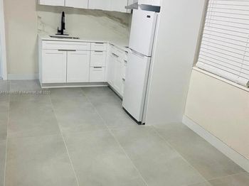 2820 NW 14th Ct