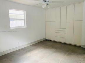 2820 NW 14th Ct, Fort Lauderdale FL 33311