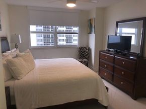 2080 S Ocean Dr 1507, Hallandale Beach FL 33009