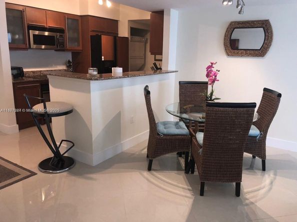 2080 S Ocean Dr 1507, Hallandale Beach FL 33009