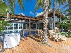 2440 N Shore Ter, Miami Beach FL 33141