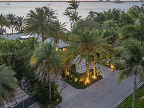 2440 N Shore Ter, Miami Beach FL 33141