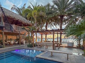 2440 N Shore Ter, Miami Beach FL 33141