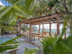 2440 N Shore Ter, Miami Beach FL 33141