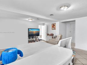 590 W 39th St, Hialeah FL 33012