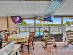 590 W 39th St, Hialeah FL 33012