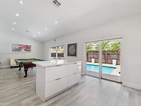 16013 SW 148th Ter, Miami FL 33196