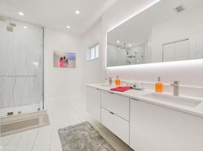 16013 SW 148th Ter, Miami FL 33196
