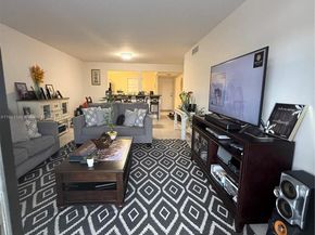 2850 Somerset Dr 202L, Lauderdale Lakes FL 33311