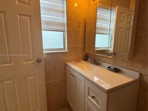 2850 Somerset Dr 202L, Lauderdale Lakes FL 33311