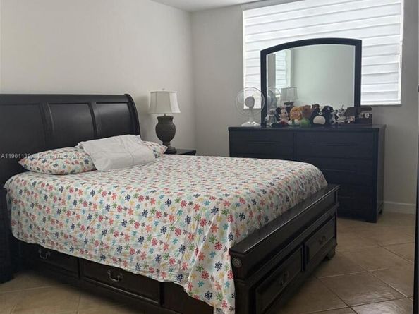 2850 Somerset Dr 202L, Lauderdale Lakes FL 33311