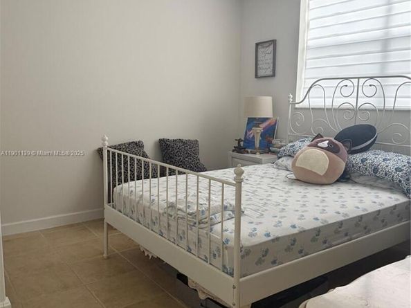 2850 Somerset Dr 202L, Lauderdale Lakes FL 33311