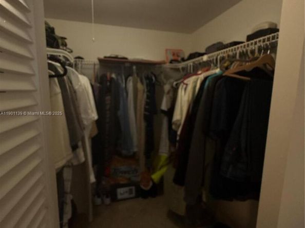 2850 Somerset Dr 202L, Lauderdale Lakes FL 33311