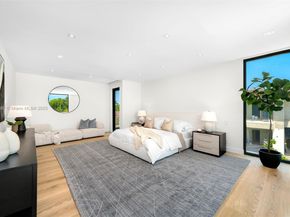 4425 Adams Ave, Miami Beach FL 33140