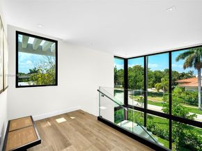 4425 Adams Ave, Miami Beach FL 33140
