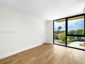 4425 Adams Ave, Miami Beach FL 33140