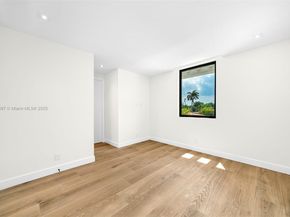 4425 Adams Ave, Miami Beach FL 33140