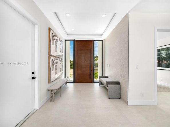 4425 Adams Ave, Miami Beach FL 33140