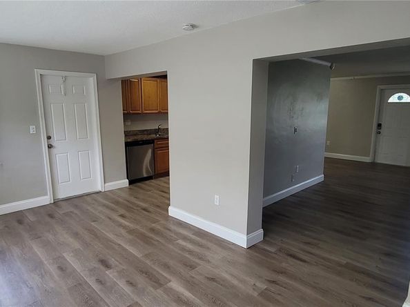 7160 NW 25 Ct, Sunrise FL 33313