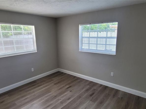 7160 NW 25 Ct, Sunrise FL 33313