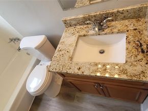 7160 NW 25 Ct, Sunrise FL 33313