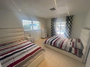 2740 NE 6th St, Pompano Beach FL 33062