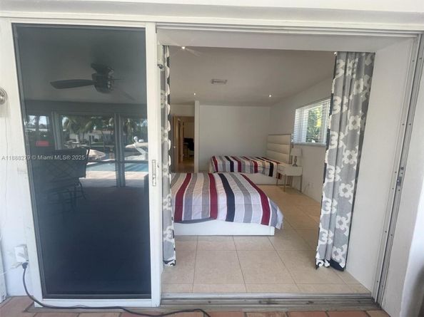 2740 NE 6th St, Pompano Beach FL 33062