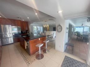 2740 NE 6th St, Pompano Beach FL 33062