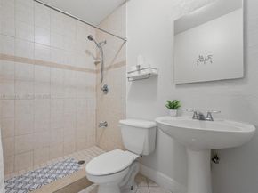 16321 SW 102nd Pl, Miami FL 33157