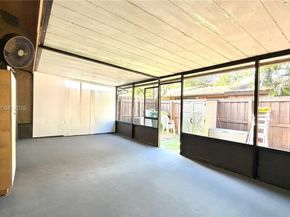 10271 Oleander Ct, Pembroke Pines FL 33026