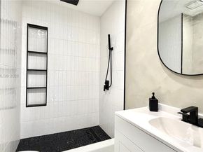 10271 Oleander Ct, Pembroke Pines FL 33026