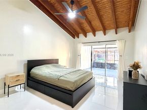 10271 Oleander Ct, Pembroke Pines FL 33026