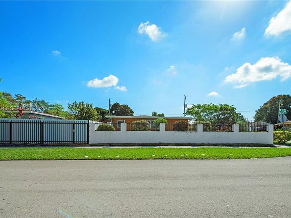2055 NW 132nd St, Miami FL 33167