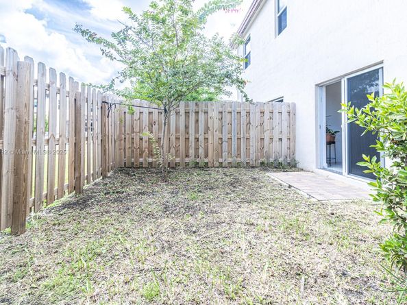 12509 NW 23rd Pl, Miami FL 33167