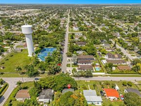 925 NW 4th Ave, Homestead FL 33030