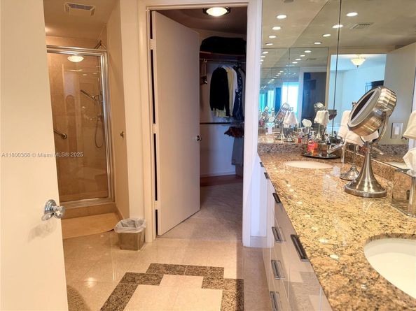 18911 Collins Ave 1102, Sunny Isles Beach FL 33160